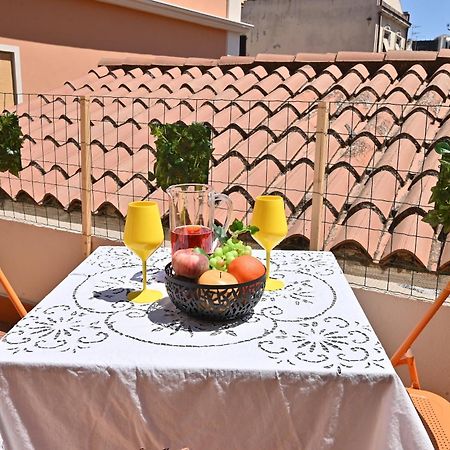 Izzhome Full Center Terrace Cagliari Bagian luar foto